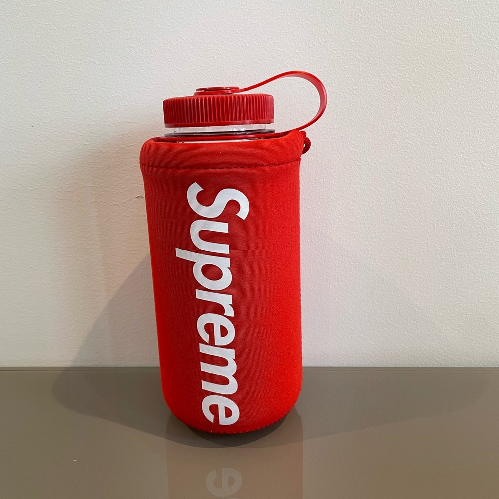 Supreme water bottle.